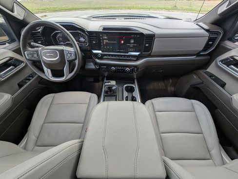 Used 2025 GMC Sierra 1500 SLT w/ SLT Premium Plus Package image 22