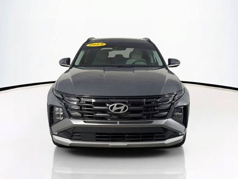 Used 2025 Hyundai Tucson SEL FWD image 3