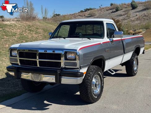 Used 1993 Dodge D/W Truck 250 image 4