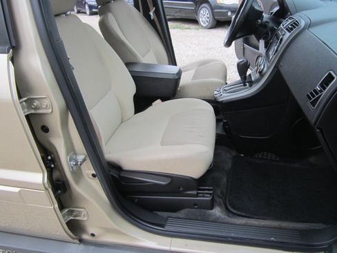 Used 2006 Pontiac Torrent 2WD w/ Preferred Package image 8