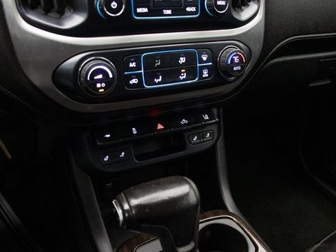 Used 2017 GMC Canyon SLT w/ Driver Alert Package image 30