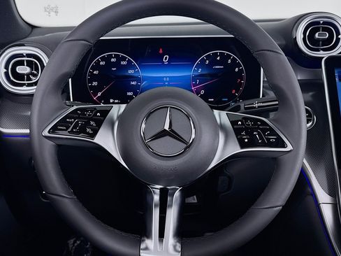 New 2026 Mercedes-Benz GLC 300 image 17