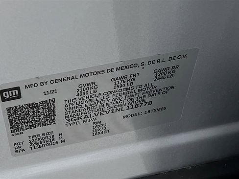 Used 2022 GMC Terrain SLT w/ Infotainment Package II AWD/4WD image 29