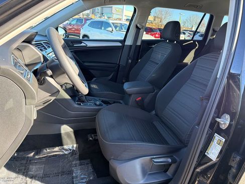 Used 2023 Volkswagen Tiguan S image 11