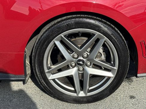 Used 2024 Ford Mustang EcoBoost image 11