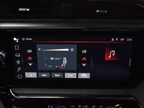 Used 2024 GMC Sierra 1500 AT4 w/ Technology Package image 69