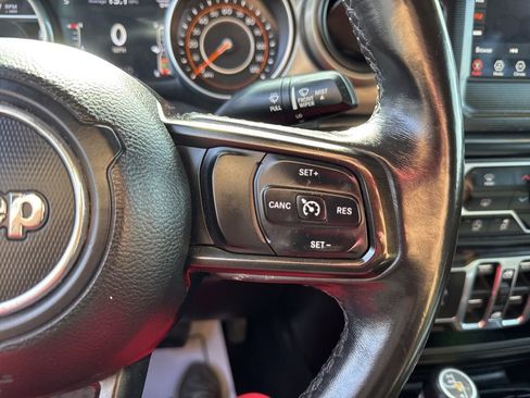 Certified 2018 Jeep Wrangler Unlimited Sport S AWD/4WD image 9