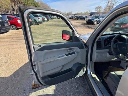 Used 2008 Jeep Liberty Sport w/ Popular Equipment Group image 21