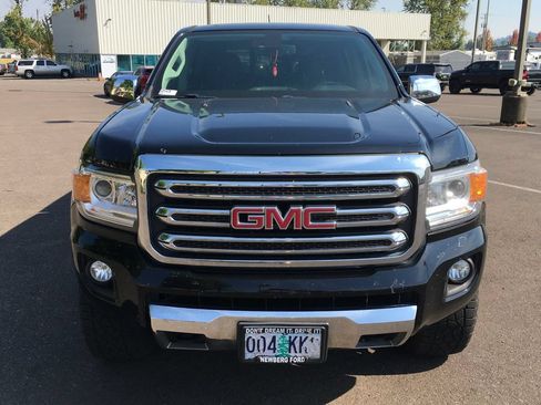 Used 2017 GMC Canyon SLT w/ Driver Alert Package AWD/4WD image 9