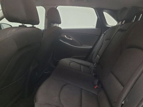 Used 2018 Hyundai Elantra GT w/ Style Package 02 image 18