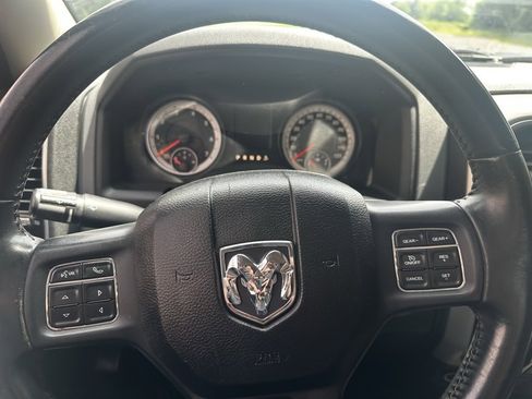 Used 2014 RAM 1500 Big Horn image 9