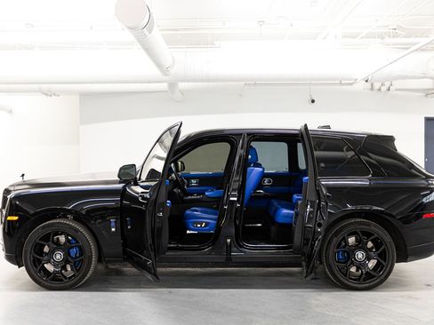Certified 2023 Rolls-Royce Cullinan Black Badge image 19