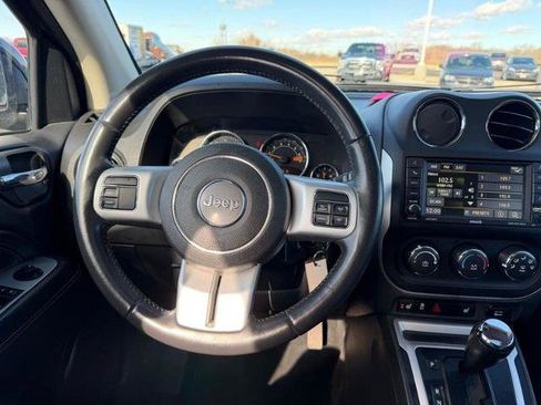 Used 2017 Jeep Compass High Altitude image 12