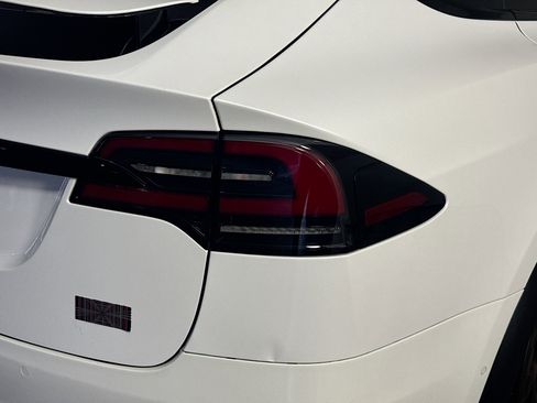 Used 2022 Tesla Model X Plaid AWD/4WD image 30