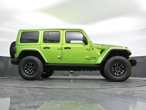 Used 2025 Jeep Wrangler Unlimited Rubicon AWD/4WD image 42