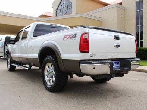 Used 2015 Ford F250 Lariat w/ Lariat Ultimate Package AWD/4WD image 13