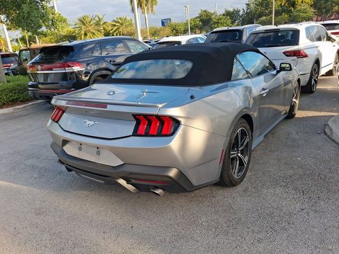 Used 2024 Ford Mustang Premium image 8