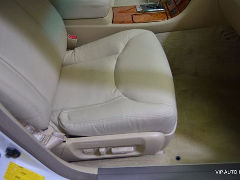 Used 2004 Lexus LS 430 image 18