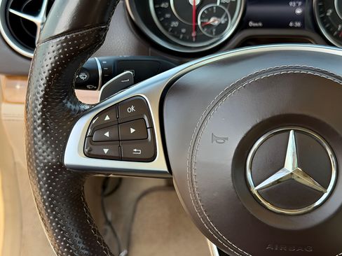 Used 2018 Mercedes-Benz SL 450 image 34