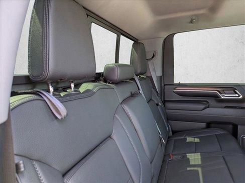 Used 2024 GMC Sierra 2500 Denali w/ Denali Reserve Package AWD/4WD image 18