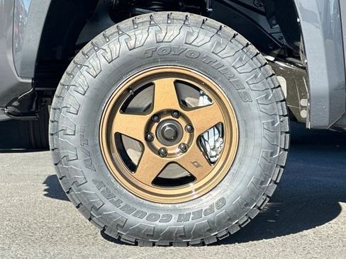 New 2026 Toyota Tacoma TRD Off-Road AWD/4WD image 25