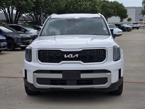 Certified 2024 Kia Telluride EX w/ EX Captain's Chair Package FWD image 11
