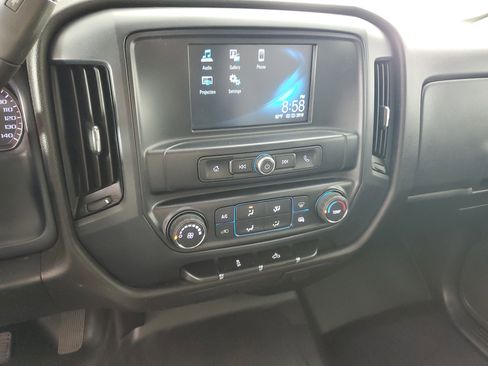 Used 2019 Chevrolet Silverado 1500 Custom image 16