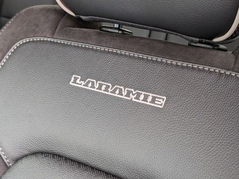 New 2023 RAM 1500 Laramie image 21