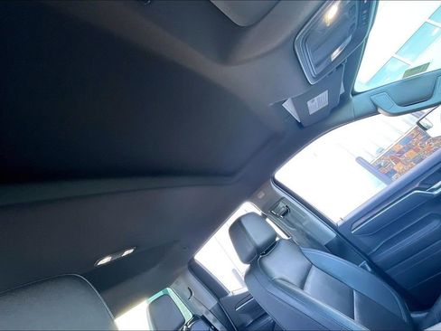 Used 2025 GMC Sierra 1500 SLT image 23