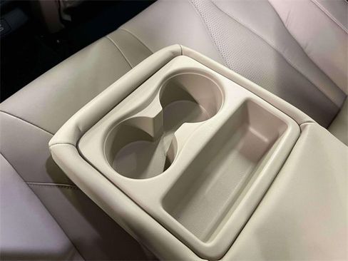 Used 2025 Acura TLX w/ Technology Package image 11