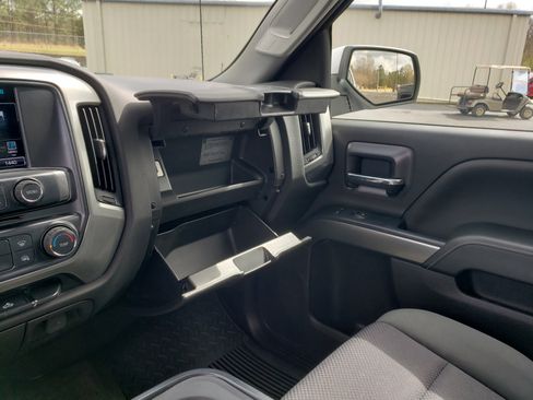 Used 2018 Chevrolet Silverado 1500 LT image 16