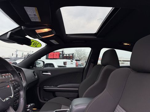 Used 2023 Dodge Charger Scat Pack w/ Technology Group image 39