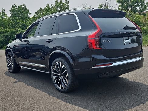 New 2025 Volvo XC90 B6 Plus image 4
