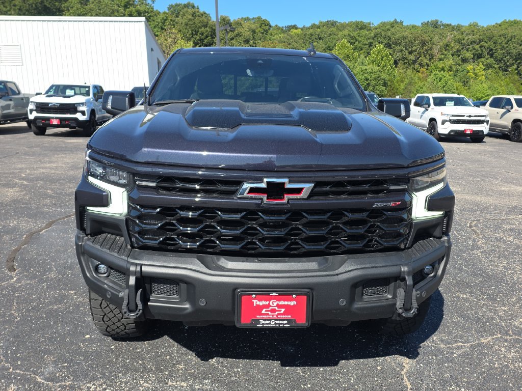 Used 2024 Chevrolet Silverado 1500 ZR2 w/ ZR2 Bison Edition AWD/4WD image 3