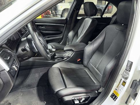 Used 2017 BMW 330i xDrive 330i xDrive image 15