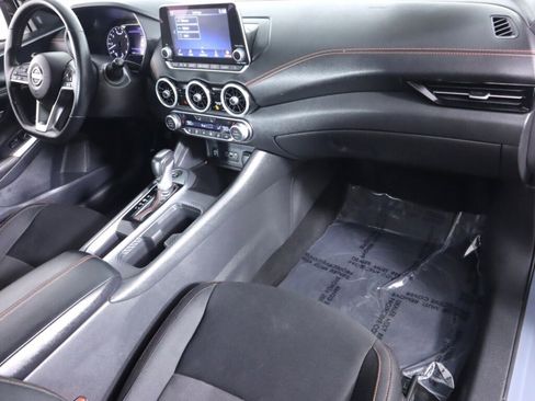 Used 2025 Nissan Sentra SR FWD image 42
