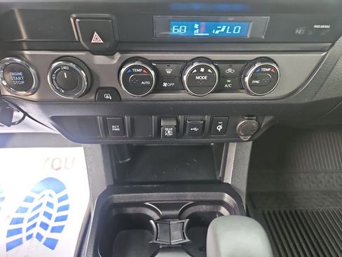 Used 2023 Toyota Tacoma TRD Off-Road AWD/4WD image 18