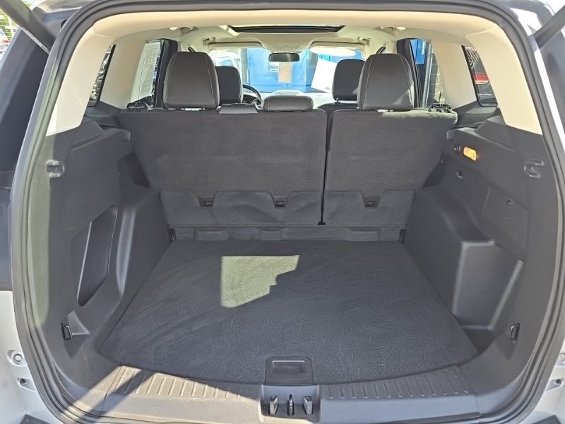Used 2019 Ford Escape SEL AWD/4WD image 30