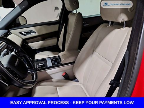 Used 2018 Land Rover Range Rover Velar R-Dynamic SE image 18