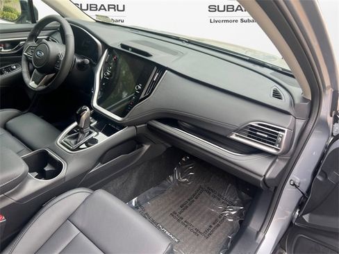 New 2025 Subaru Outback Limited image 13