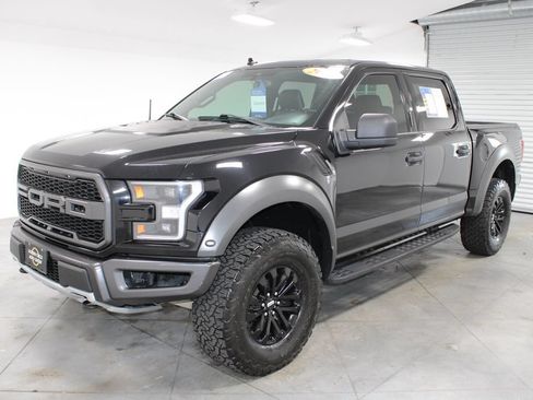 Used 2020 Ford F150 Raptor AWD/4WD image 5