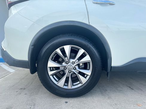 Used 2017 Nissan Murano SL image 25