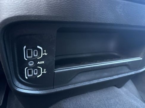 Used 2024 RAM 3500 Big Horn image 33