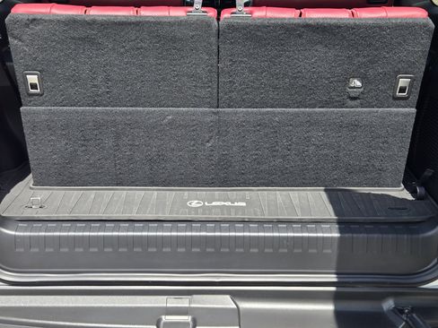 Used 2022 Lexus GX 460 Luxury w/ Sport Design Package image 42