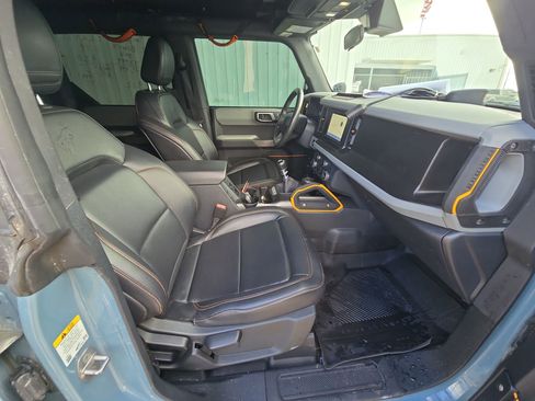 Used 2022 Ford Bronco Badlands image 24