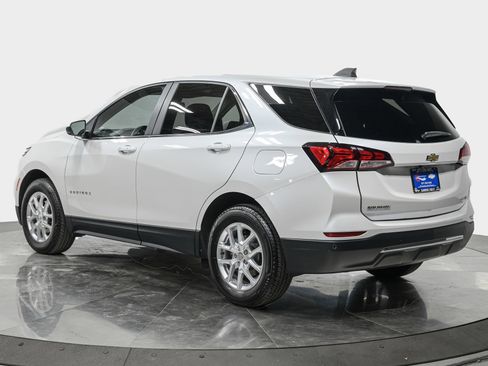 Used 2024 Chevrolet Equinox LT AWD/4WD image 4