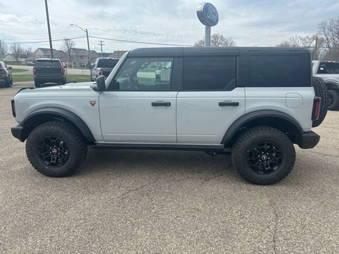 New 2026 Ford Bronco Badlands AWD/4WD image 4