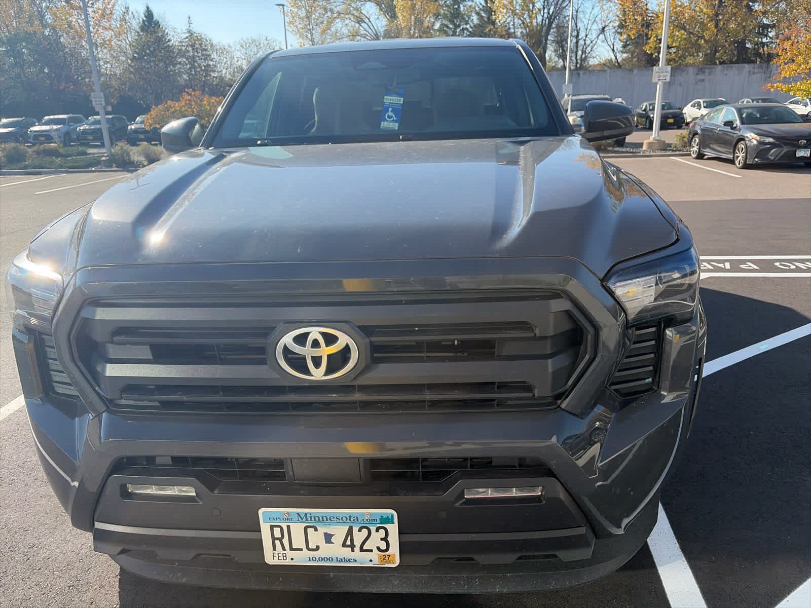 Certified 2024 Toyota Tacoma SR5 AWD/4WD image 2