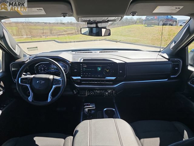 Used 2025 Chevrolet Silverado 1500 RST AWD/4WD image 19