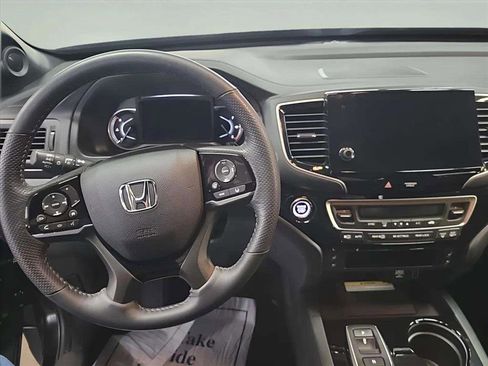 Used 2023 Honda Passport Elite image 10